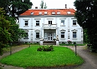 Das romantische Hotel Hullerbusch am Ufer des "Schmalen Luzin" mit nur wenigen Zimmern und guter Küche. : Hotel, Landhaus